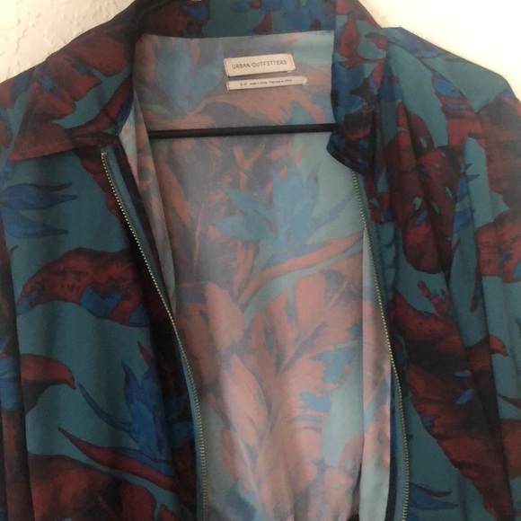 URBAN OUTFITTERS CROP BOMBER JACKET - Picture 5 of 6